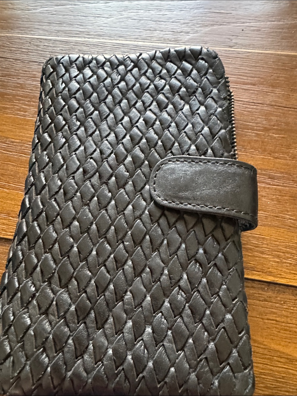 Woven Leather Zip Wallet - Dark Brown